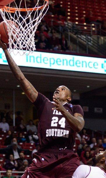 Ex-bad boy Murray making most of last shot at basketball stardom